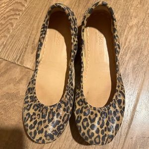 Leopard Tieks